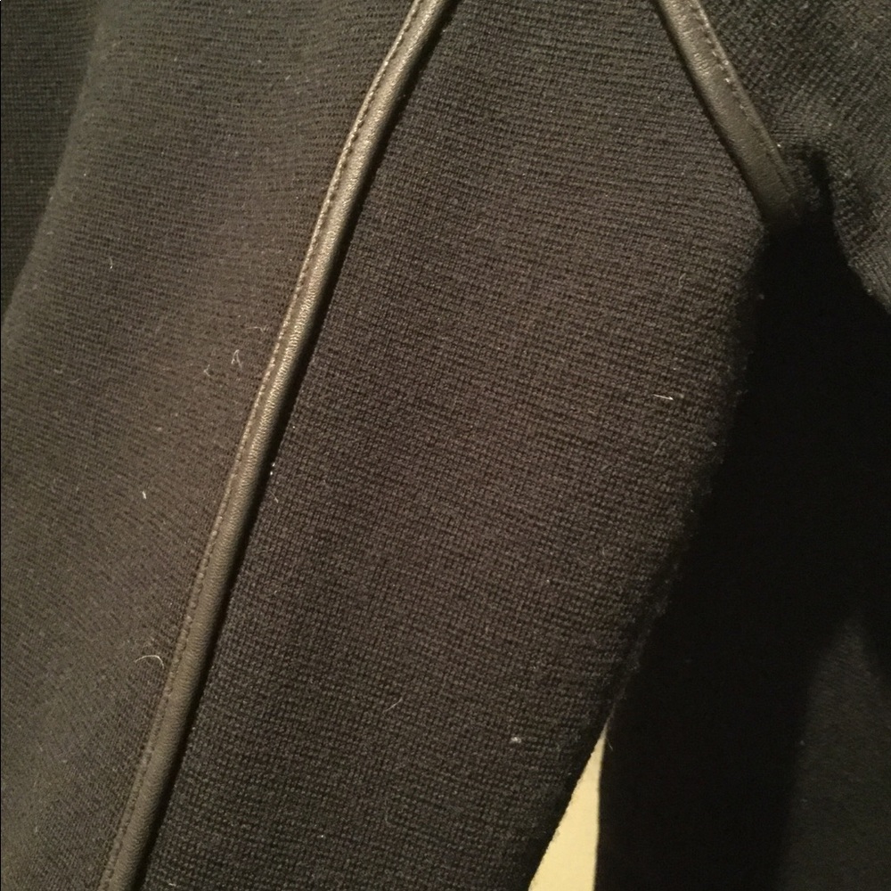 Dress - Picture 4 of 5